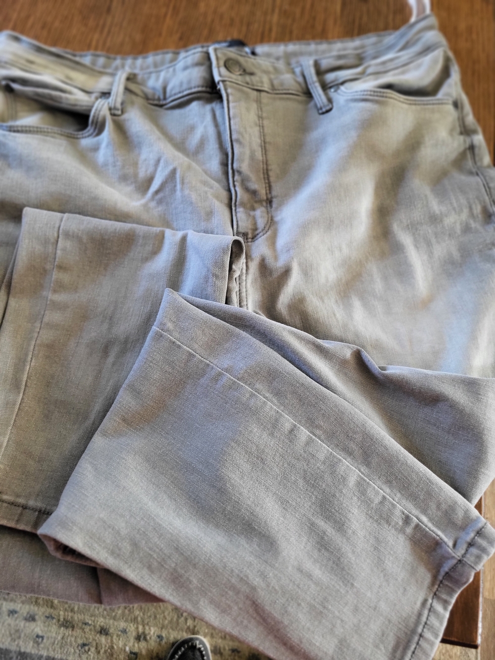 Simply Vera Vera Wang Light Gray Pants Ladies Size 16R